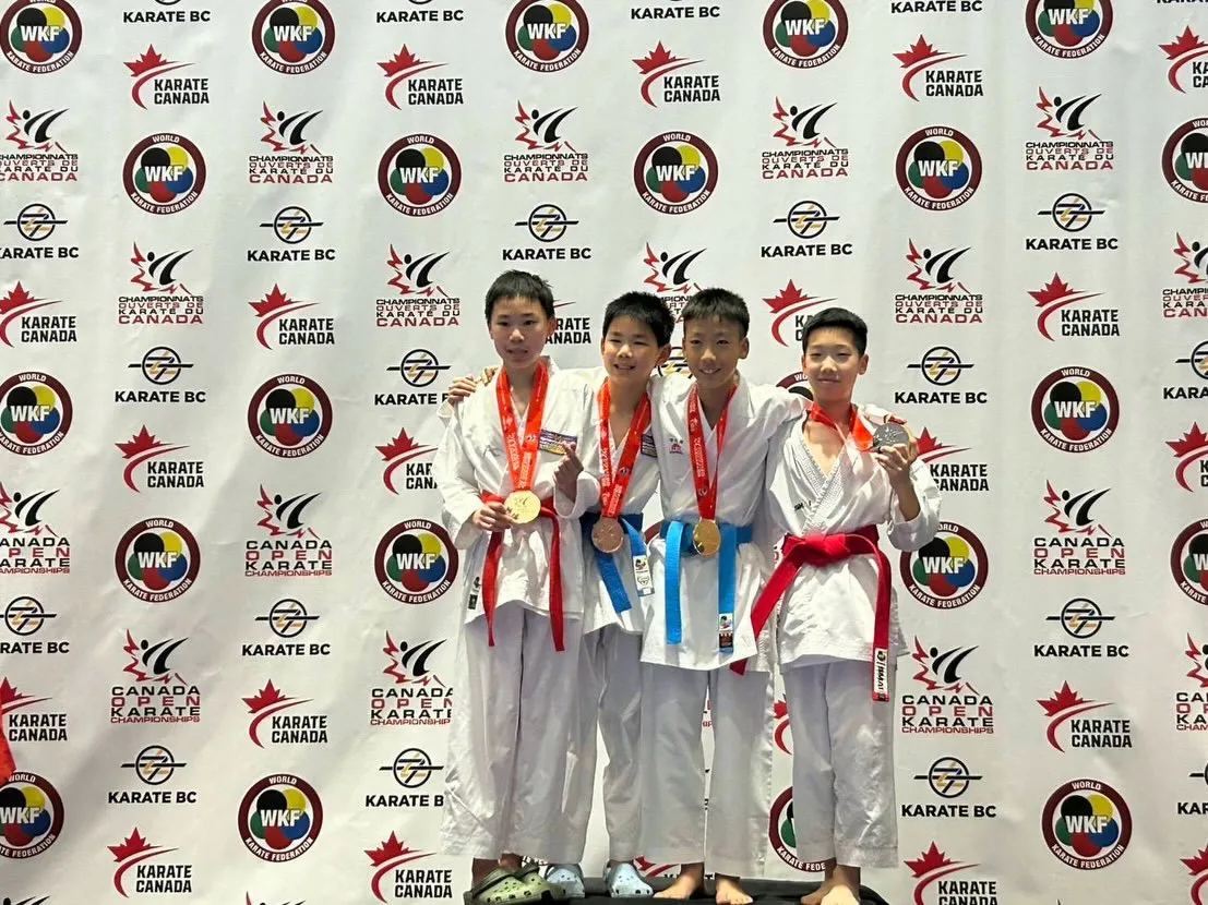 ๐จ๐ฆ๐๐จ๐ฆ๐๐จ๐ฆ๐๐จ๐ฆ๐